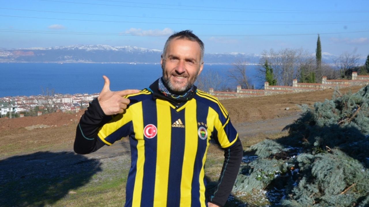 Fenerbahçeli futbolculara destek için İzmir'den İstanbul'a koşuyor !
