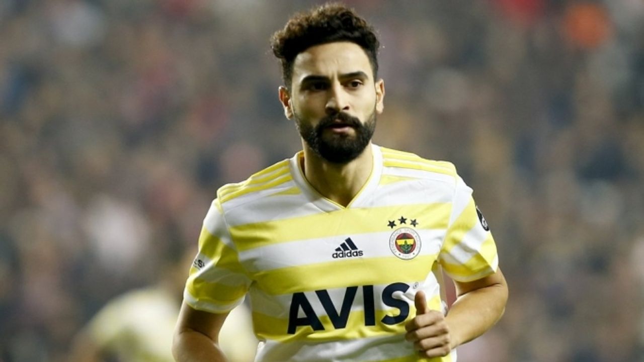 Fenerbahçe'de Mehmet Ekici formasına kavuşuyor