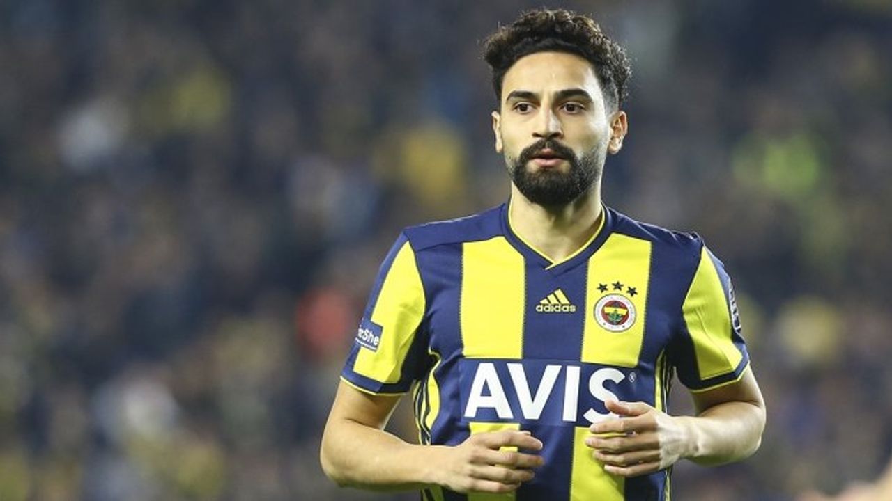 Fenerbahçe'de Mehmet Ekici formasını geri istiyor!