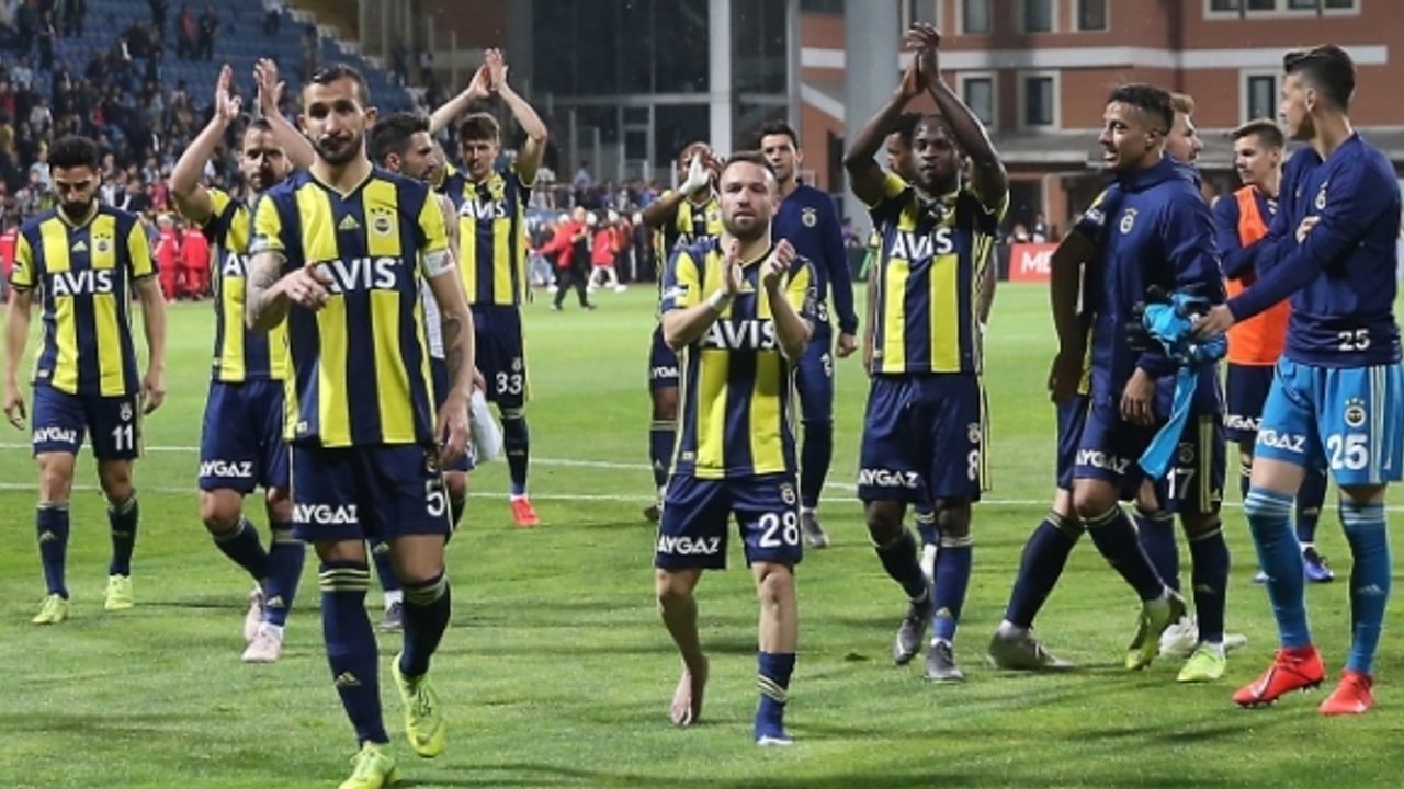 Fenerbahçe'de parlayan iki isim!