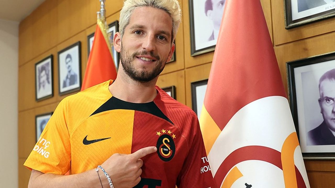 Galatasaray'ın 10 numarası Dries Mertens oldu