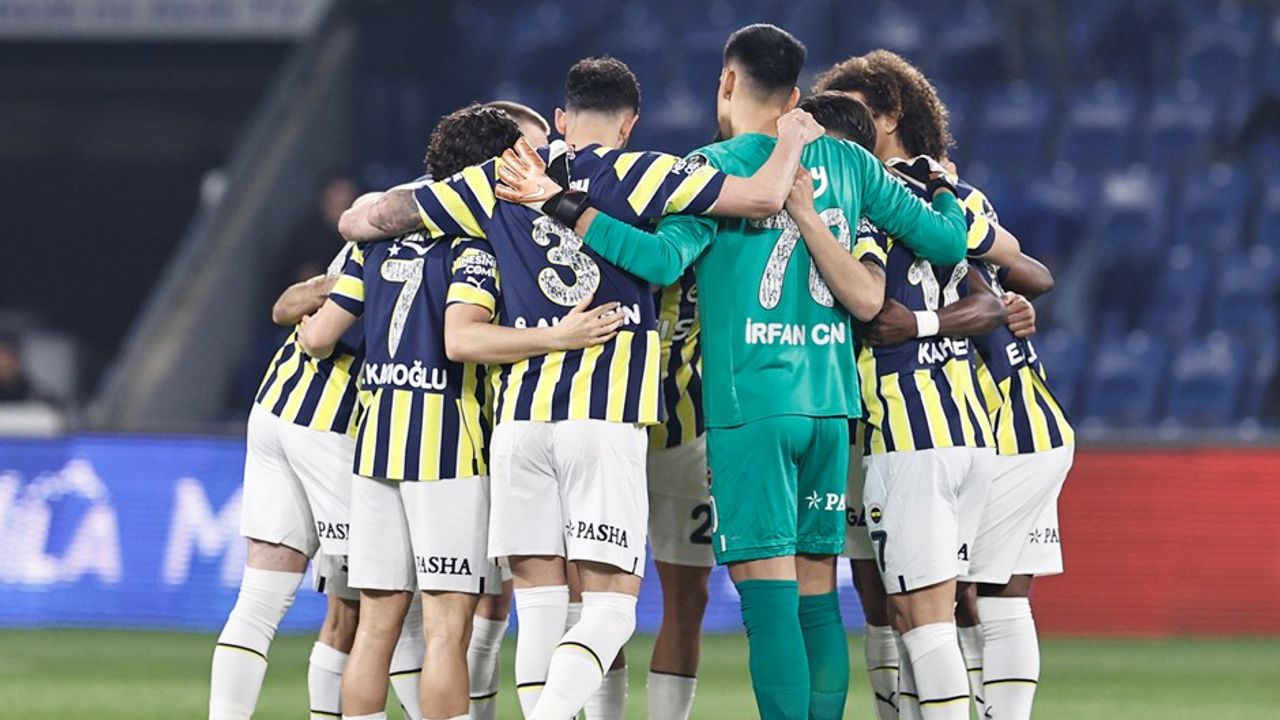 Fenerbahçe Sivas'ta galibiyet peşinde! Muhtemel 11...