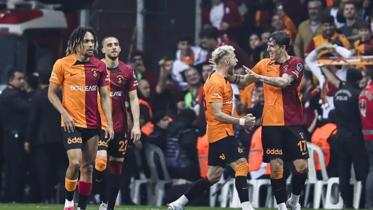 Galatasaray'ın süperstarı için görüşmeler başladı