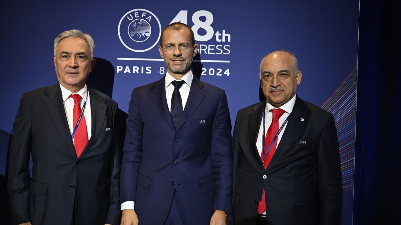 Paris’te 48'inci Olağan UEFA Kongresi Düzenlendi