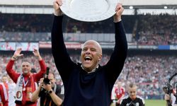 Feyenoord Teknik Direktörü Arne Slot takımda kaldı! Tottenham'a şok