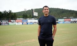 Van Bronckhorst Taraftarın Yuhalaması Hakkında Konuştu!