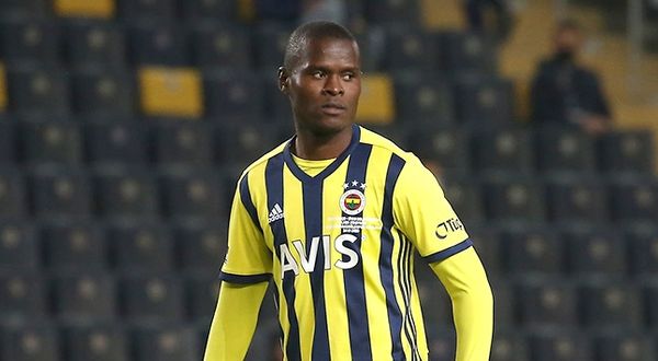 Fenerbahçe'de Samatta'ya kiralık teklifi