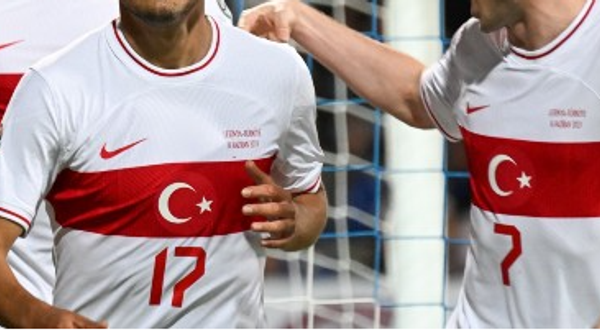 Fenerbahçe kesenin ağzını açtı: Galatasaray'ın da istediği milli yıldıza resmen talip