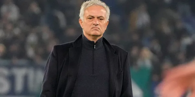 Fenerbahçe’de köklü değişim: Mourinho son kararını verdi!