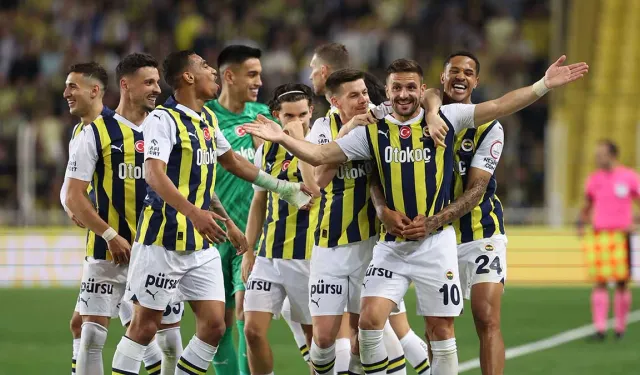 Futbolu Bırakmadan Fenerbahçe'nin Kongre Üyesi Oldu!