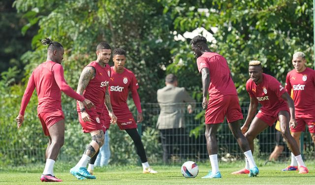 İcardi İle Osimhen Bu Maçta Buluşuyor! Buruk Kararını Verdi!