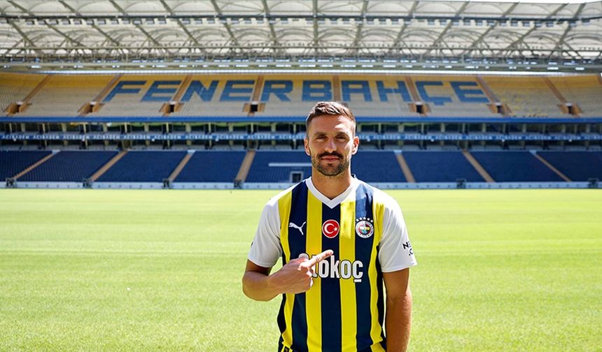 Dusan Tadic resmen Fenerbahçe'de: İşte maliyeti!