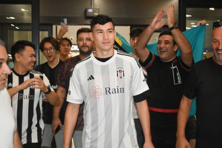 Bakhtiyor Zaynutdinov Besiktas Karasnadar2