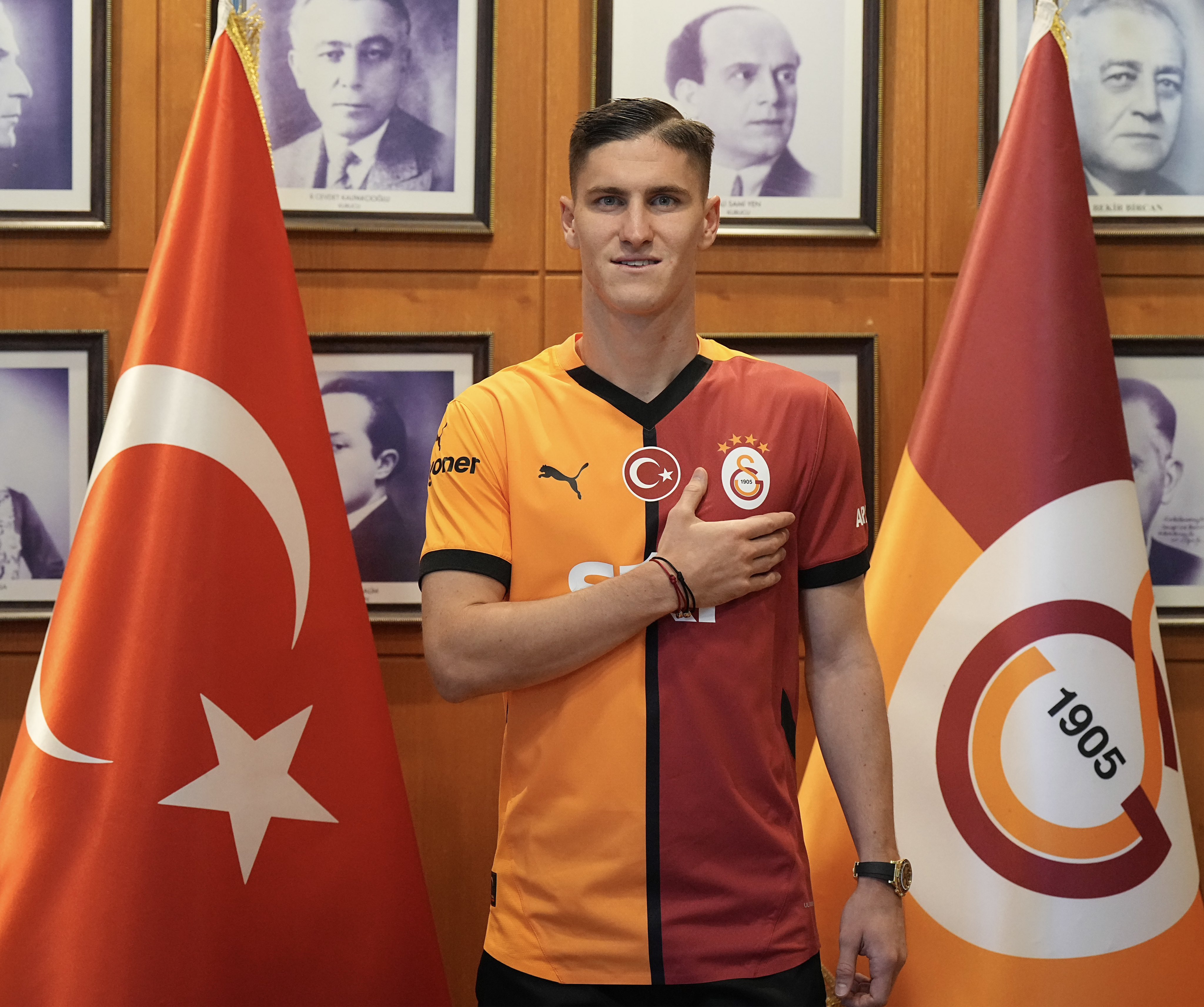 Sallai Galatasaray4