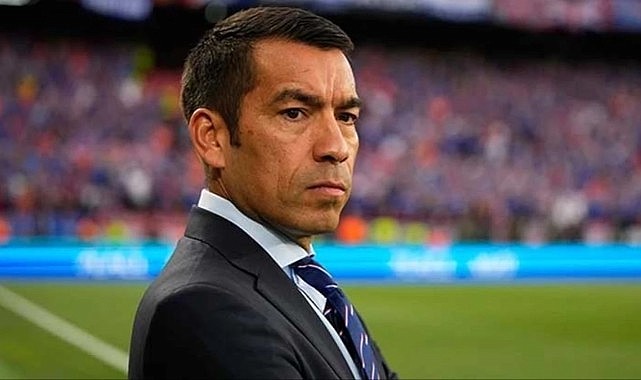 Van Bronckhorst Besiktas